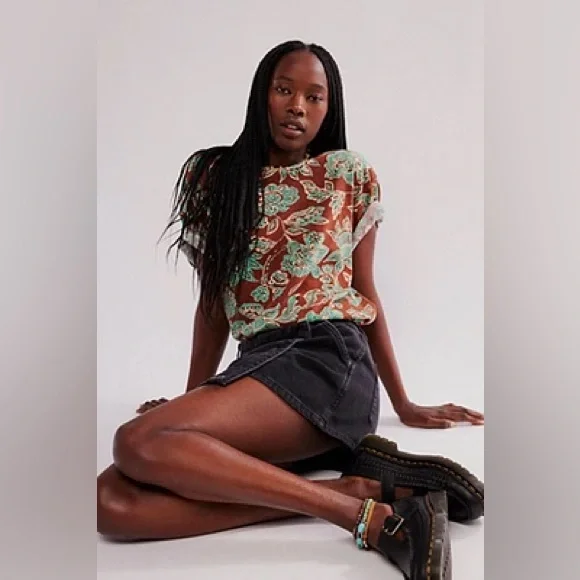 Free People NWOT We The Free Nina Printed Tee - Picture 2 of 4